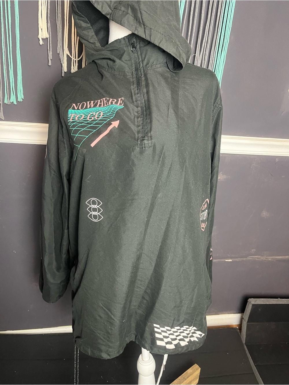 Brooklyn Clothing Lightweight Windbreaker Pullover Size Medium